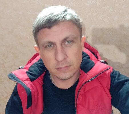  ,   Oleg, 37 ,     , c 