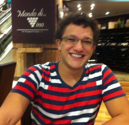  -,   Lucas, 32 ,   ,   