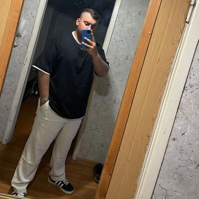  ,   Ozan, 23 ,   ,   