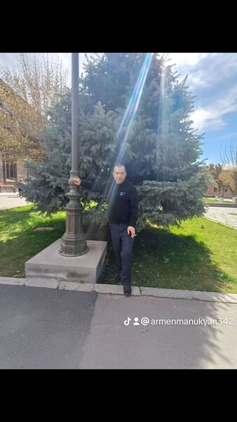  ,   Armen, 45 ,   ,   