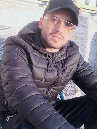  Algiers,   Charaf, 27 ,   ,   