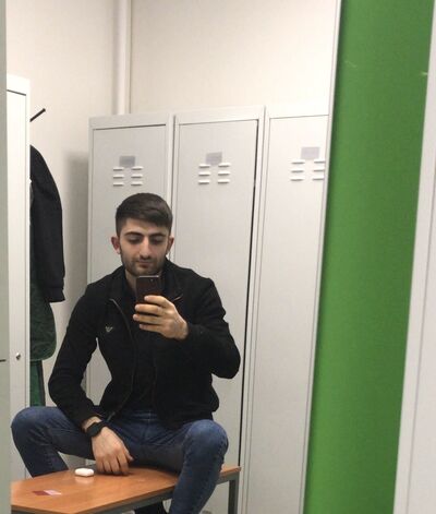 ,   Gevorg, 25 ,   ,   