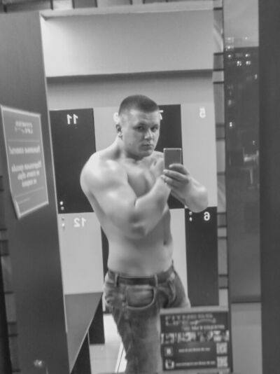 ,   Ralfff, 35 ,   