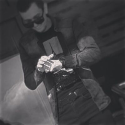  ,   Islam, 32 ,  