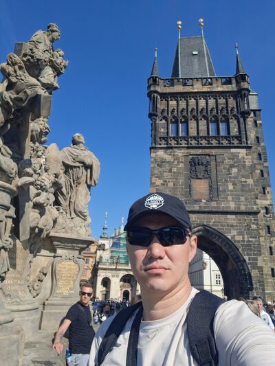  Dejvice,   Dan, 41 ,   ,   