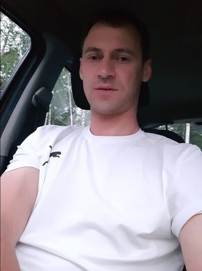  ,   Sasha, 40 ,   ,   