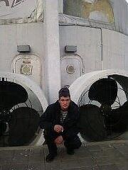  ,   Serj, 31 ,   ,   , c 