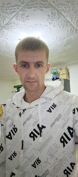  ,   Konstantin, 35 ,   ,   