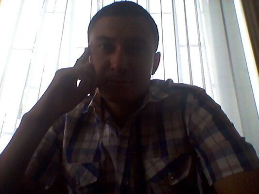  ,   Eldor, 42 ,  