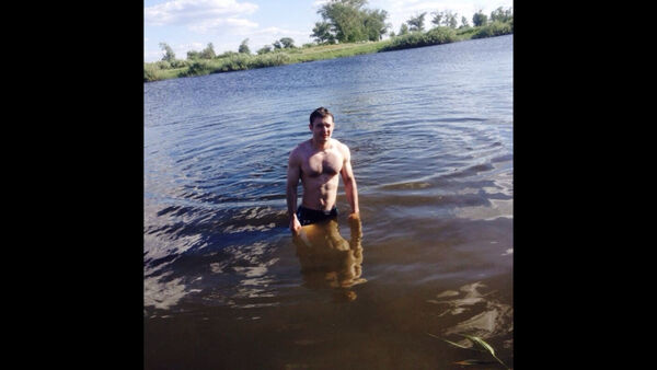  ,   Maks, 35 ,   ,   , c 
