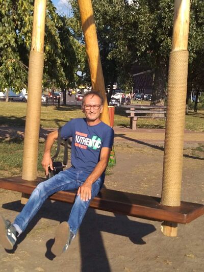  ,   Oleg, 56 ,   ,   , c , 