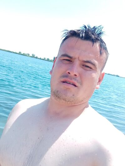  ,   Jahongir, 36 ,   