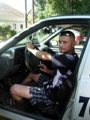  ,   Vadim, 42 ,  