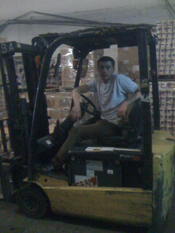  8513676  Bobir, 37 ,     