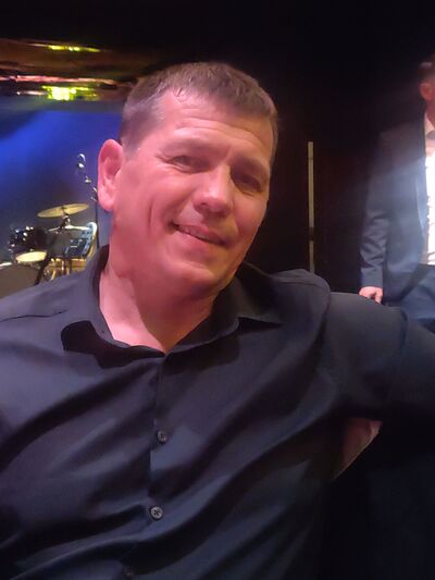  ,   Alex, 52 ,   ,   