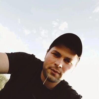  ,   David, 34 ,   ,   , c , 