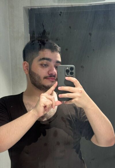  -,   Tarek, 23 ,   ,   