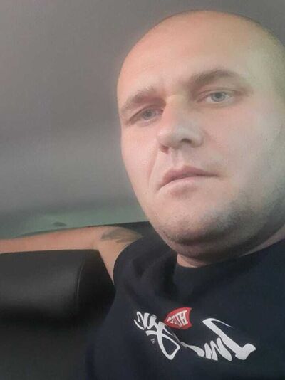  ,   Artem, 39 ,   ,   , c , 