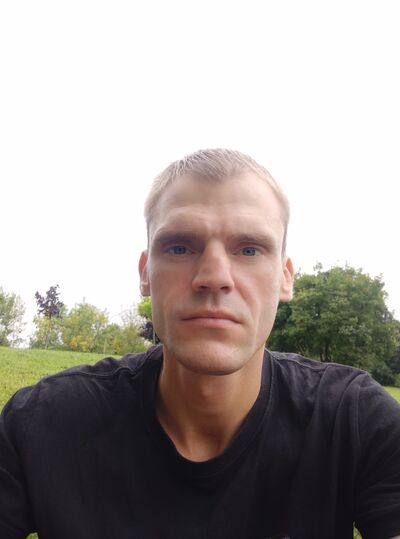  ,   Vladimir, 36 ,   ,   
