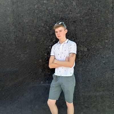  Warszawa,   Yevhenii, 25 ,   