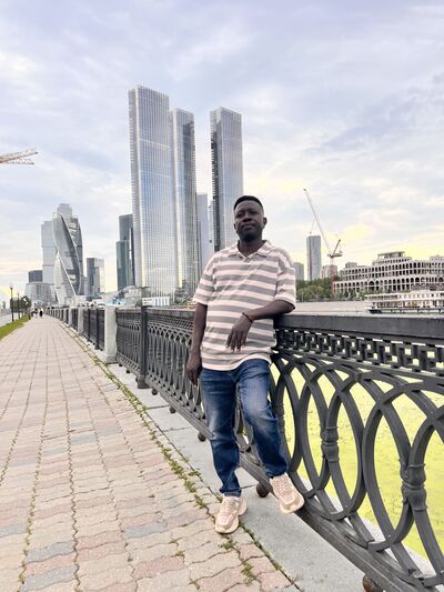  ,   Fakhreldeen, 27 ,   ,   , c , 