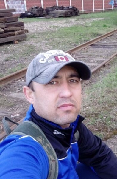  ,   Ali, 43 ,   ,   