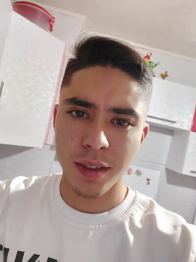  ,   Azat, 28 ,   