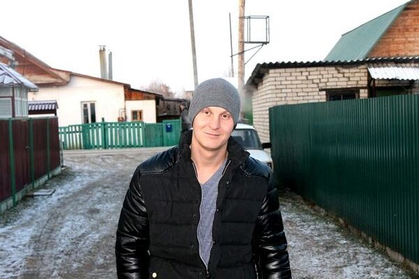  ,   Tolyin, 38 ,   