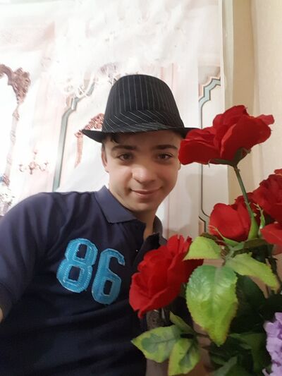  ,   Maxik, 27 ,   ,   , c 