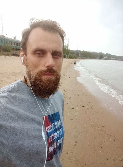  ,   Eightbit kid, 41 ,  