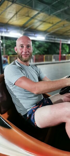   ,   Maxim, 38 ,  