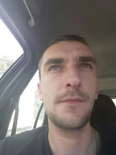  ,   Sasha, 35 ,  