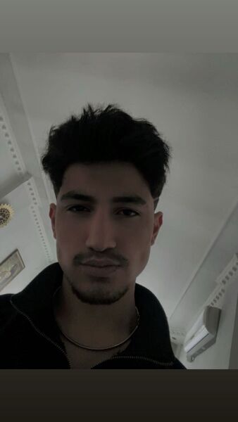  Batman,   Mustafa, 19 ,   ,   