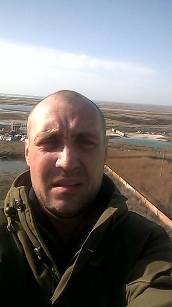  ,   Feday, 44 ,  