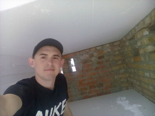  ,   Sergiy, 25 ,   ,   , c 