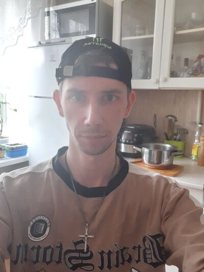  -,   Alexander, 37 ,   ,   , c 
