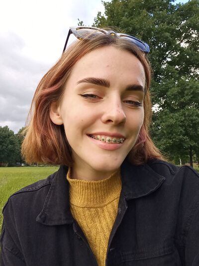  -,   , 21 ,   