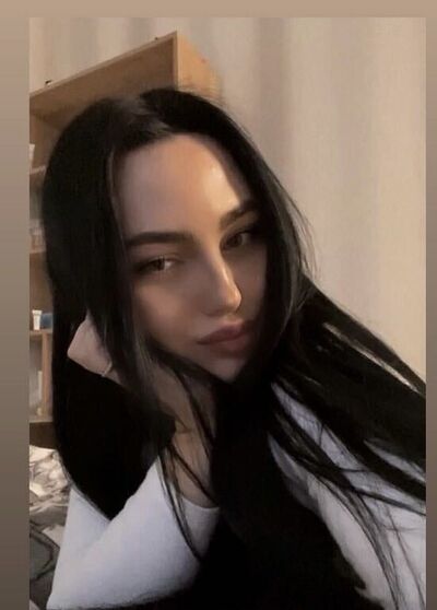  ,   Natasha, 25 ,  