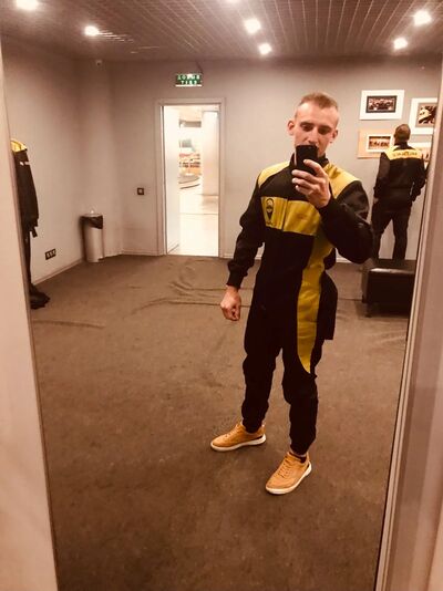  ,   Alex, 27 ,   ,   , c , 