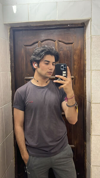  ,   Hassan, 24 ,   ,   