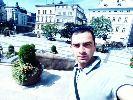  Bielsko-Biala,   Emzari, 31 ,   