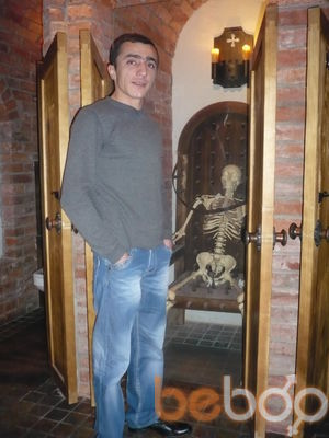  ,   Guram, 40 ,   