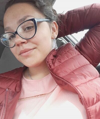  ,   Maria, 26 ,  