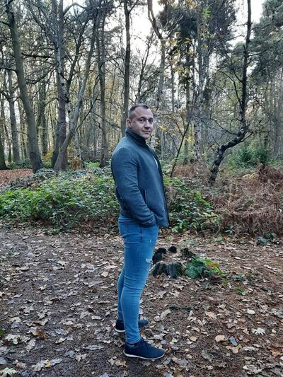  ,   Ricardas, 46 ,     , c 