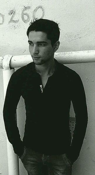  ,   Alexxx, 32 ,   