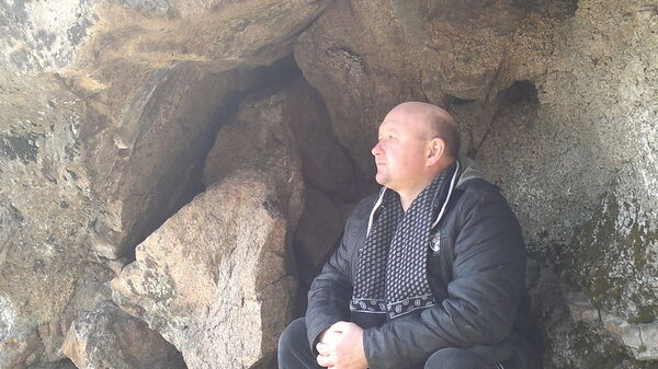  ,   Aleksanlr, 54 ,   