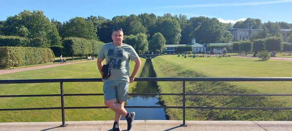  ,   Aleks, 37 ,   ,   