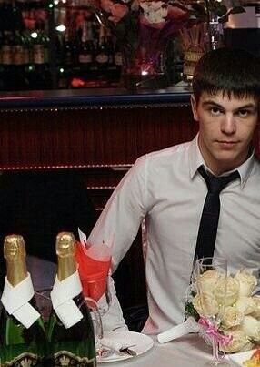  6176456  RUSLAN, 32 ,    