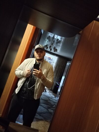  -,   Vlad, 25 ,   ,   , c 