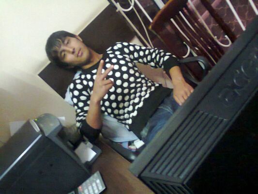 ,   Doniyor, 32 ,   